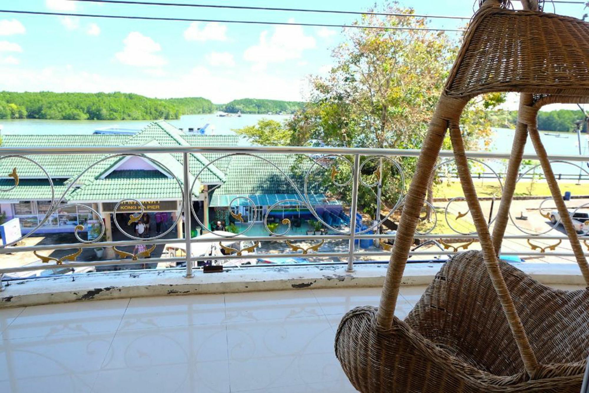 Отель Krabi Marina Seaview Экстерьер фото