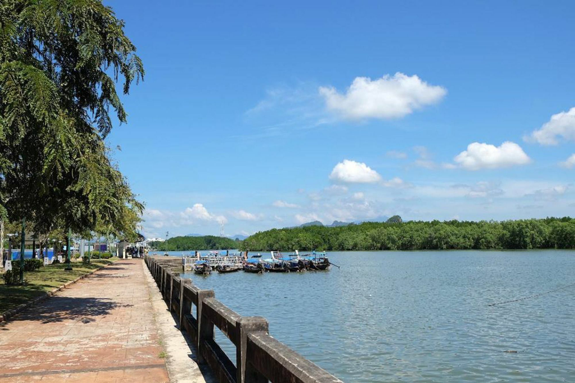 Отель Krabi Marina Seaview Экстерьер фото
